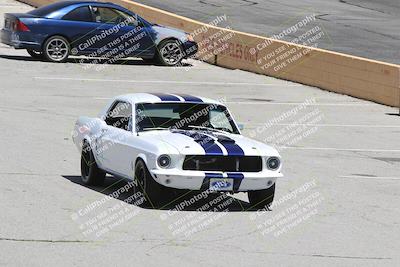 media/May-18-2022-Open Track Racing (Wed) [[f96b7d3cf4]]/Around the Pits/